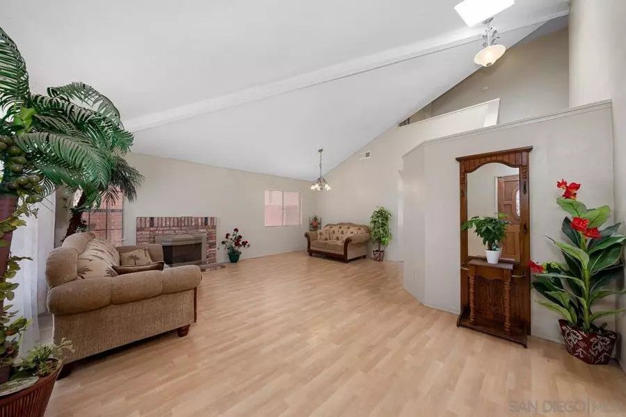 7263 Aquamarine Rd, San Diego, CA 92114