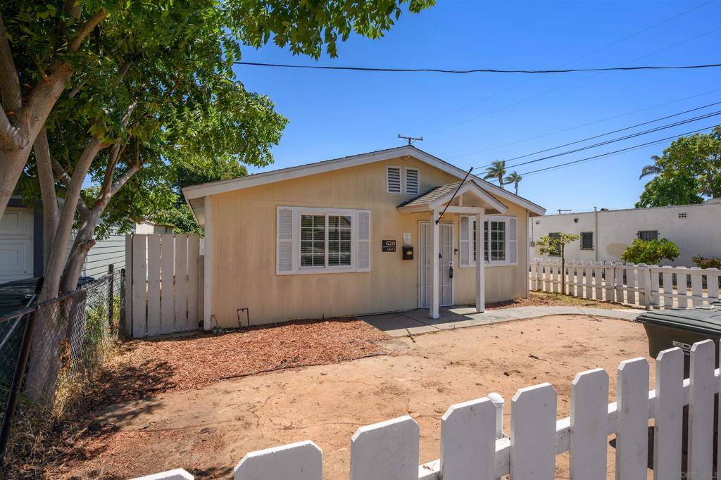 National City, CA 91950,620 E 4th Street