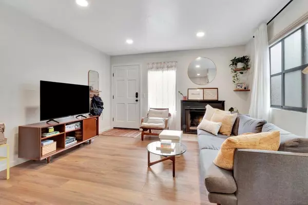 San Diego, CA 92104,4375 Florida St #5