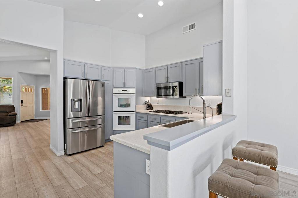 San Diego, CA 92126,7583 Windy Ridge Rd