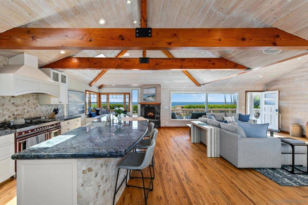 4853 Ocean/Law, San Diego, CA 92109
