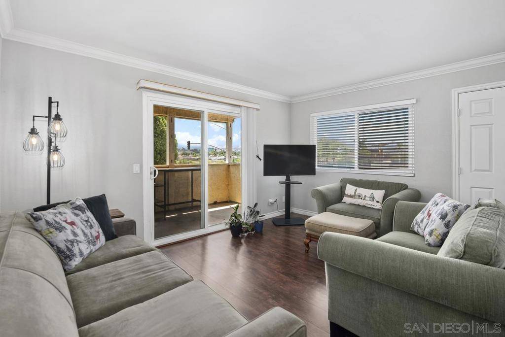 Oceanside, CA 92057,5037 Los Morros Way #71