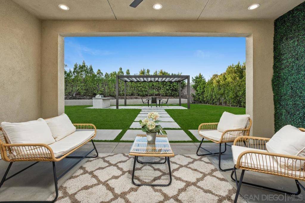 Escondido, CA 92029,2807 California Poppy Street