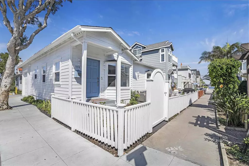 San Diego, CA 92109,804 Toulon Ct