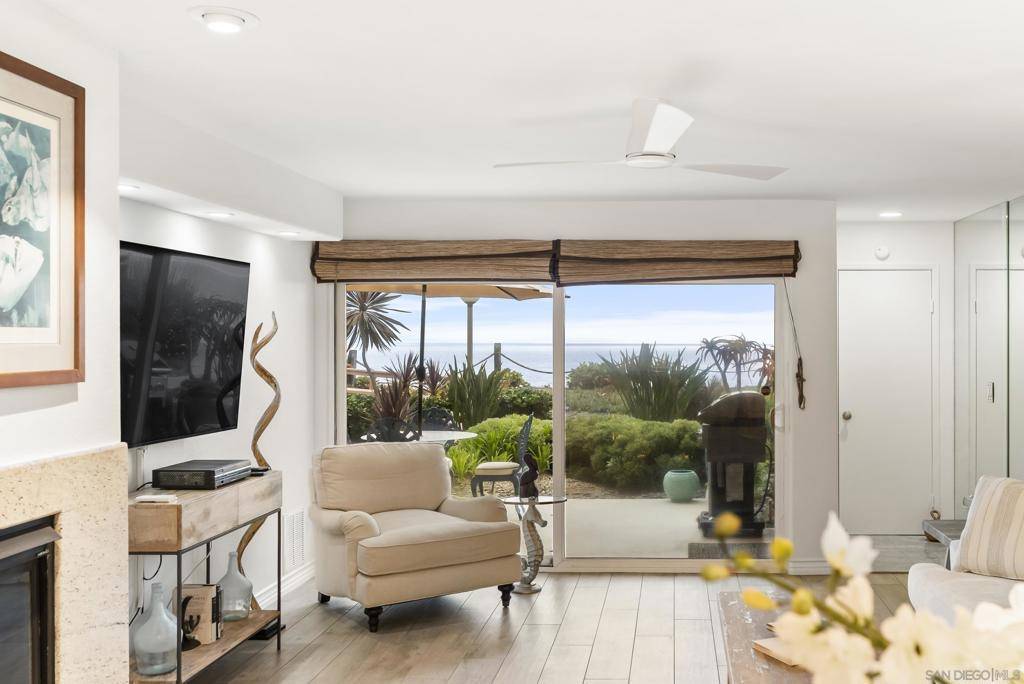 Solana Beach, CA 92075,435 S Sierra Ave #111