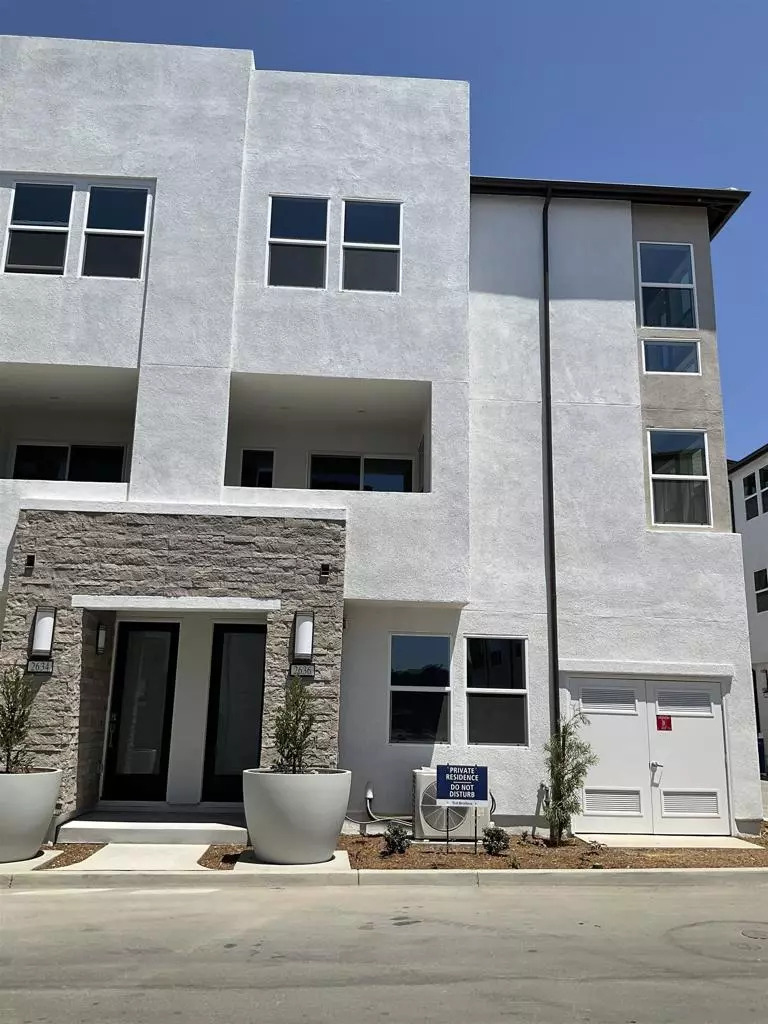 San Diego, CA 92108,2636 Everly Dr.