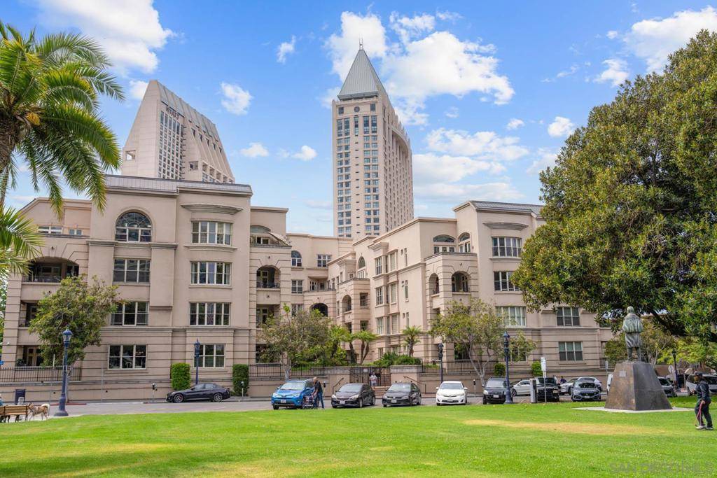 San Diego, CA 92101,655 India St #205