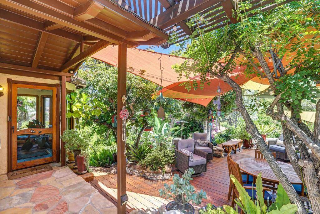 8720 GLENIRA Ave, La Mesa, CA 91941