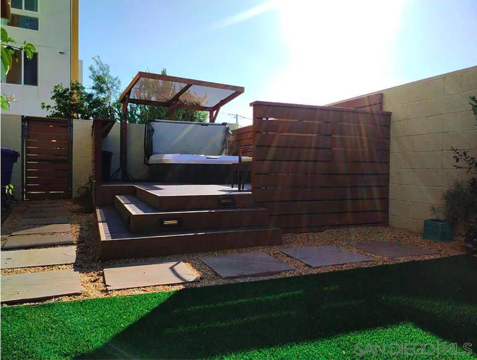 719 Harbor Ln, Chula Vista, CA 91910