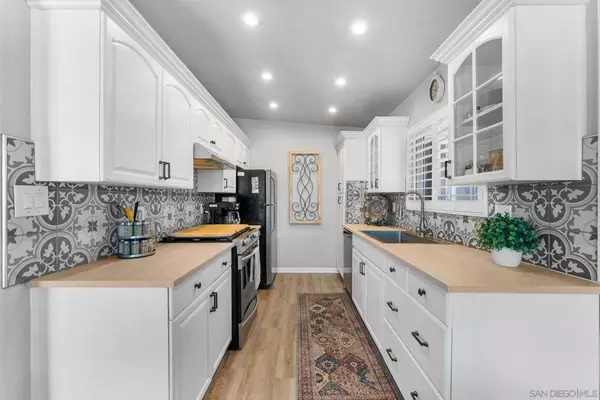 La Mesa, CA 91942,7195 Macquarie St