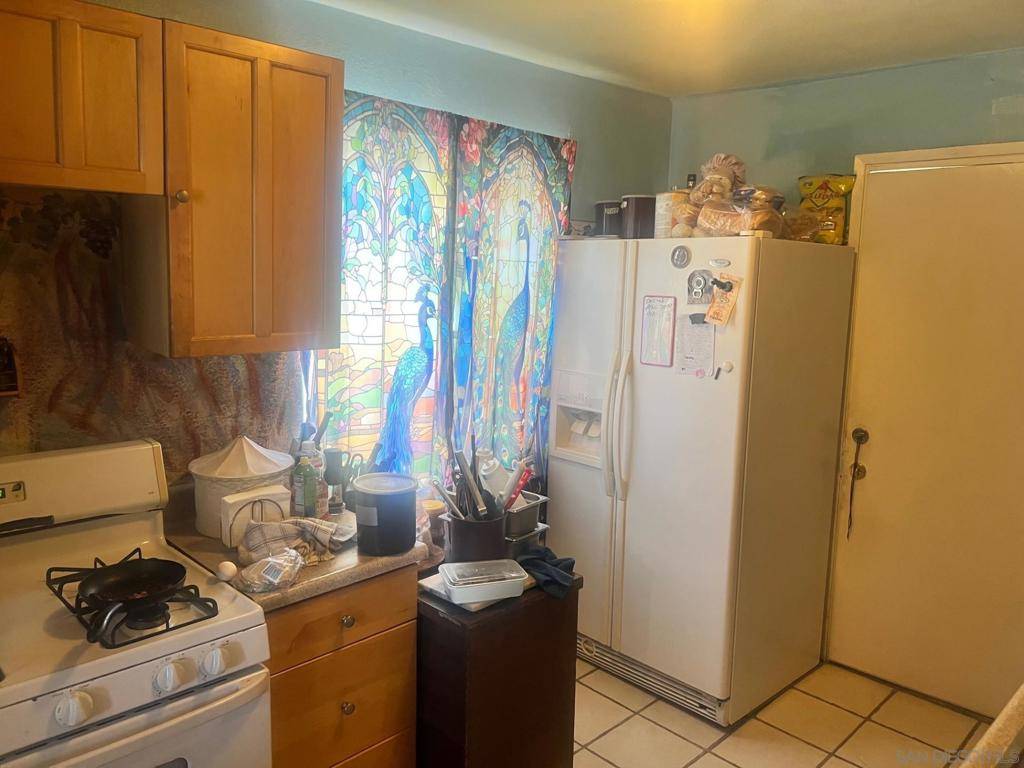 San Diego, CA 92105,3653 Euclid Ave