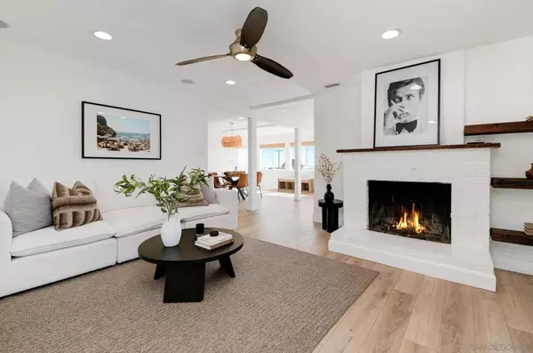 Encinitas, CA 92024,1129 Bonita Dr