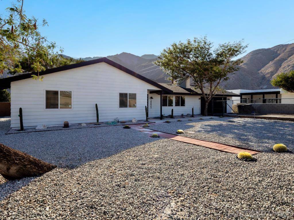 59825 Calle De Las Flores, Palm Springs, CA 92262
