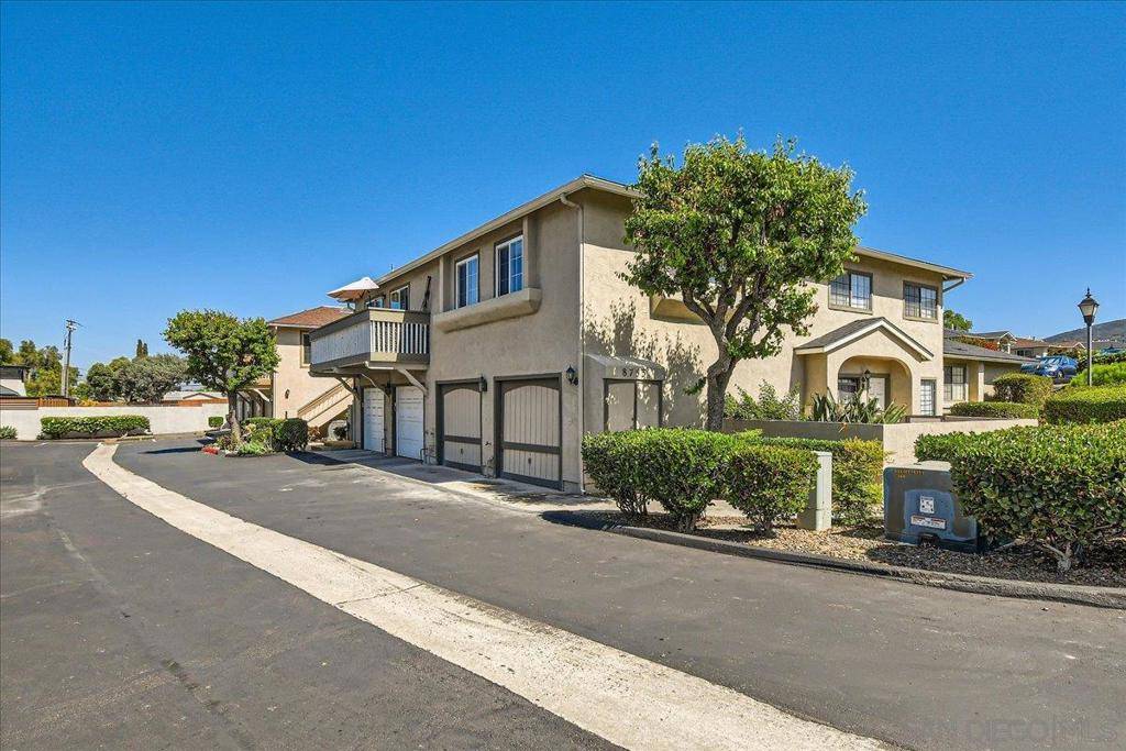 Santee, CA 92071,8753 Crossway Ct
