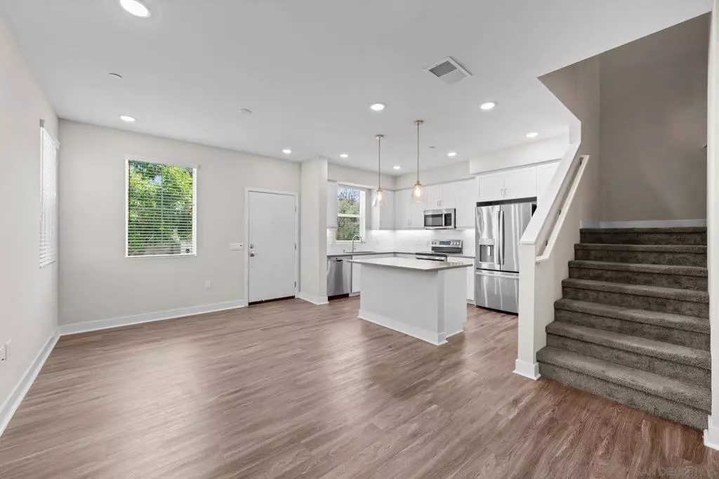 San Marcos, CA 92069,139 Avenida Chapala #106
