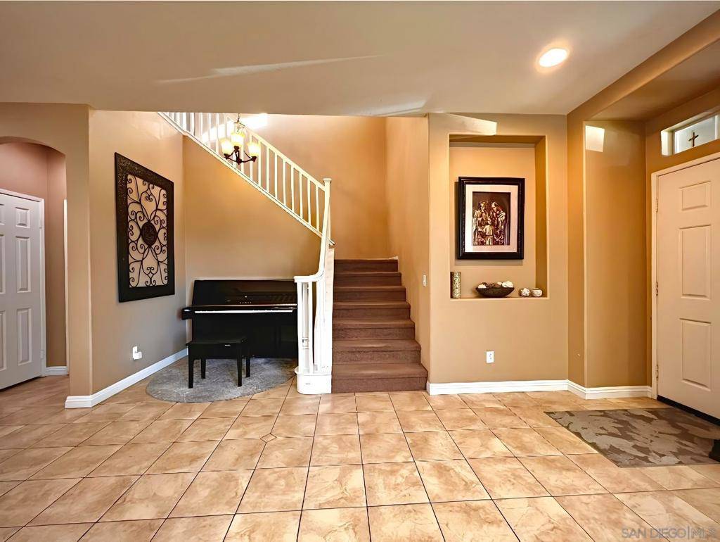Murrieta, CA 92563,37710 Sprucewood Ln