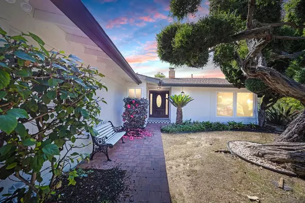 La Mesa, CA 91941,7987 Wetherly St
