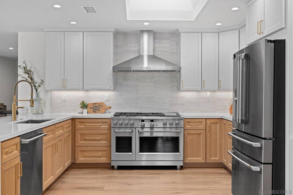 Alpine, CA 91901,2686 Via Viejas