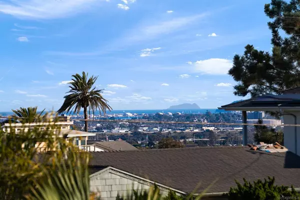 San Diego, CA 92117,4636 Iroquois Ave