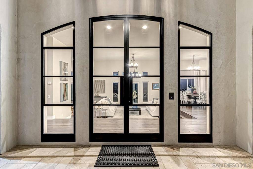 Poway, CA 92064,15484 Markar Rd