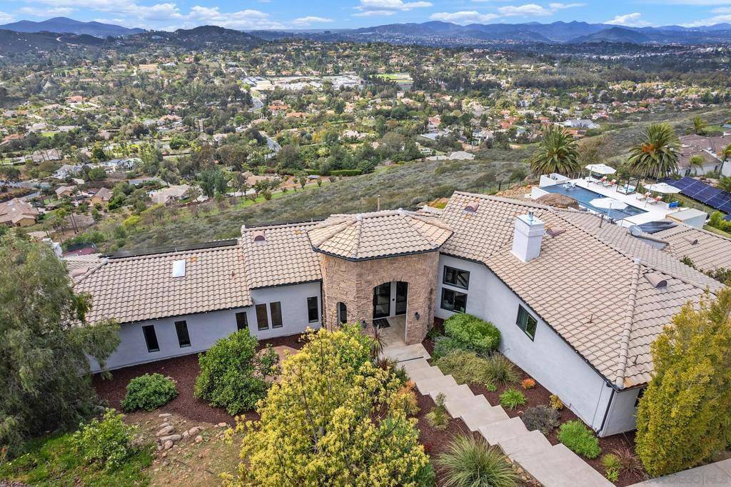 Poway, CA 92064,15484 Markar Rd