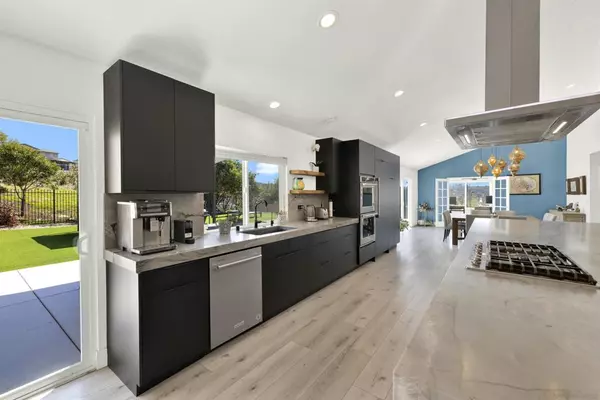 17351 Saint Andrews Dr, Poway, CA 92064