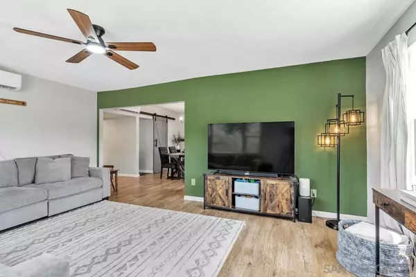 Santee, CA 92071,8628 Prospect Ave