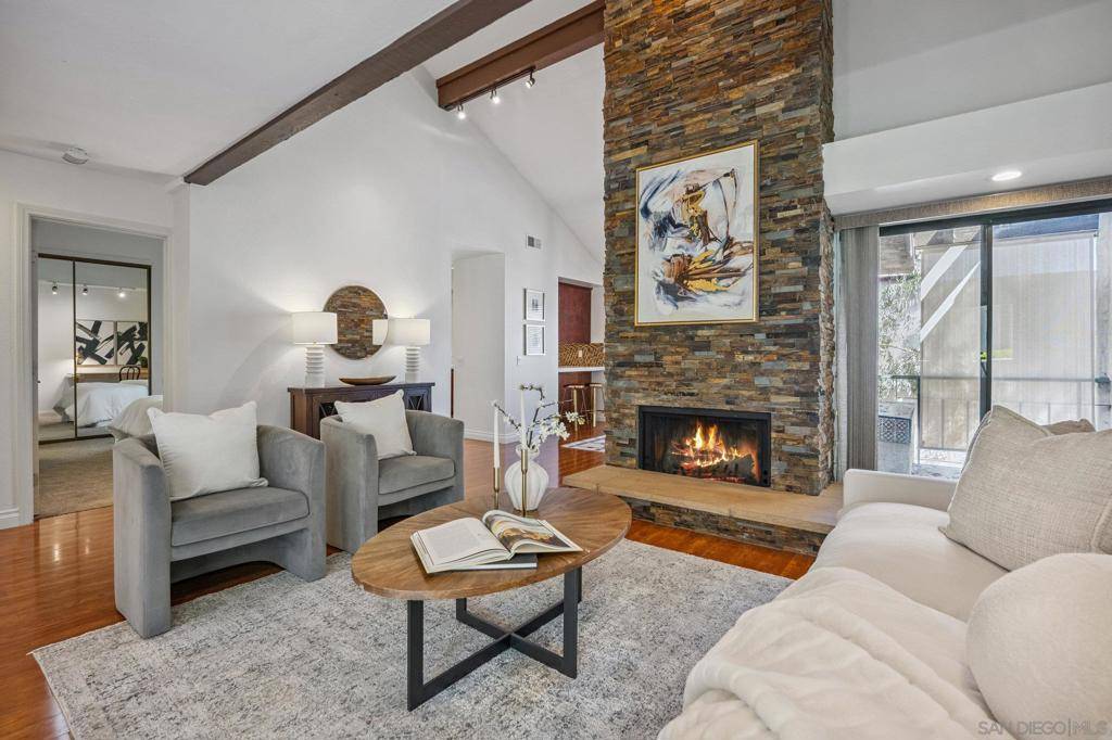 1935 Sunset Dr #44, Escondido, CA 92025
