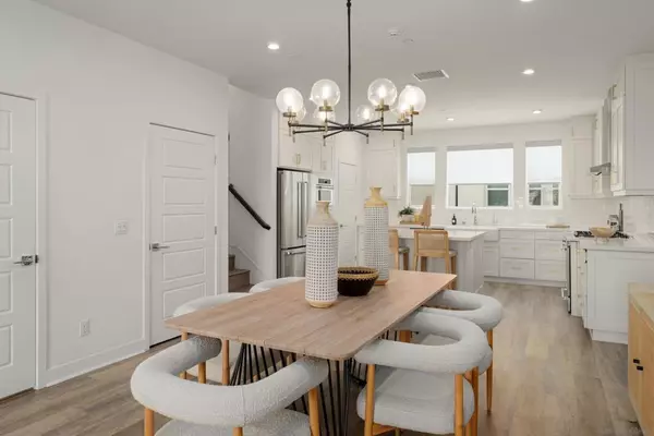 San Diego, CA 92108,2731 Via Avella