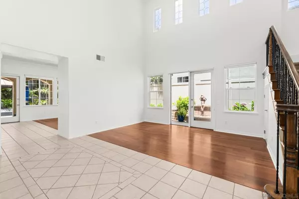 Carlsbad, CA 92011,616 Marlin Ln