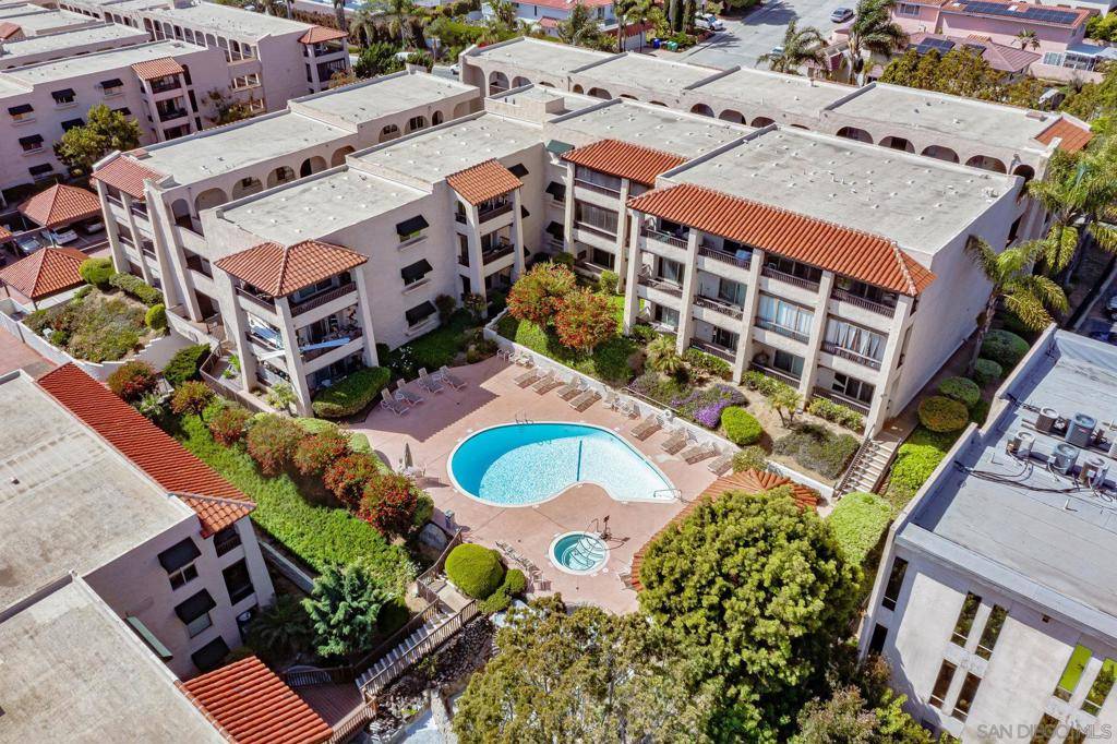 San Diego, CA 92117,2540 Clairemont Dr #307