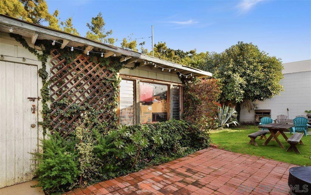344 46 N Acacia Ave, Solana Beach, CA 92075