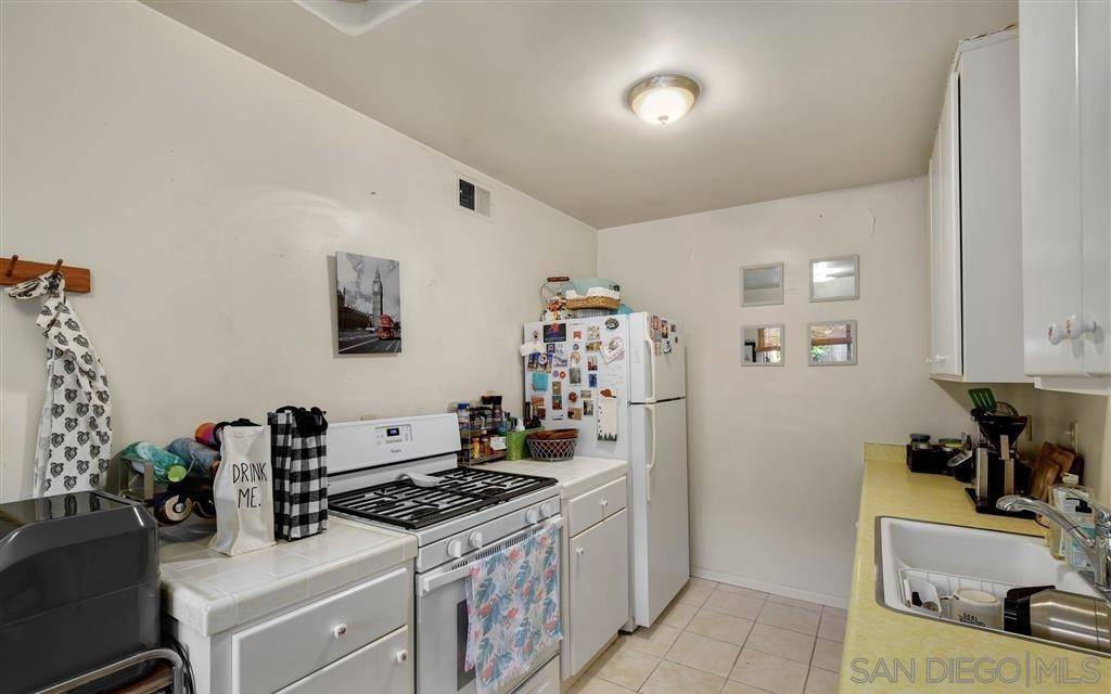 Solana Beach, CA 92075,N N Acacia Ave