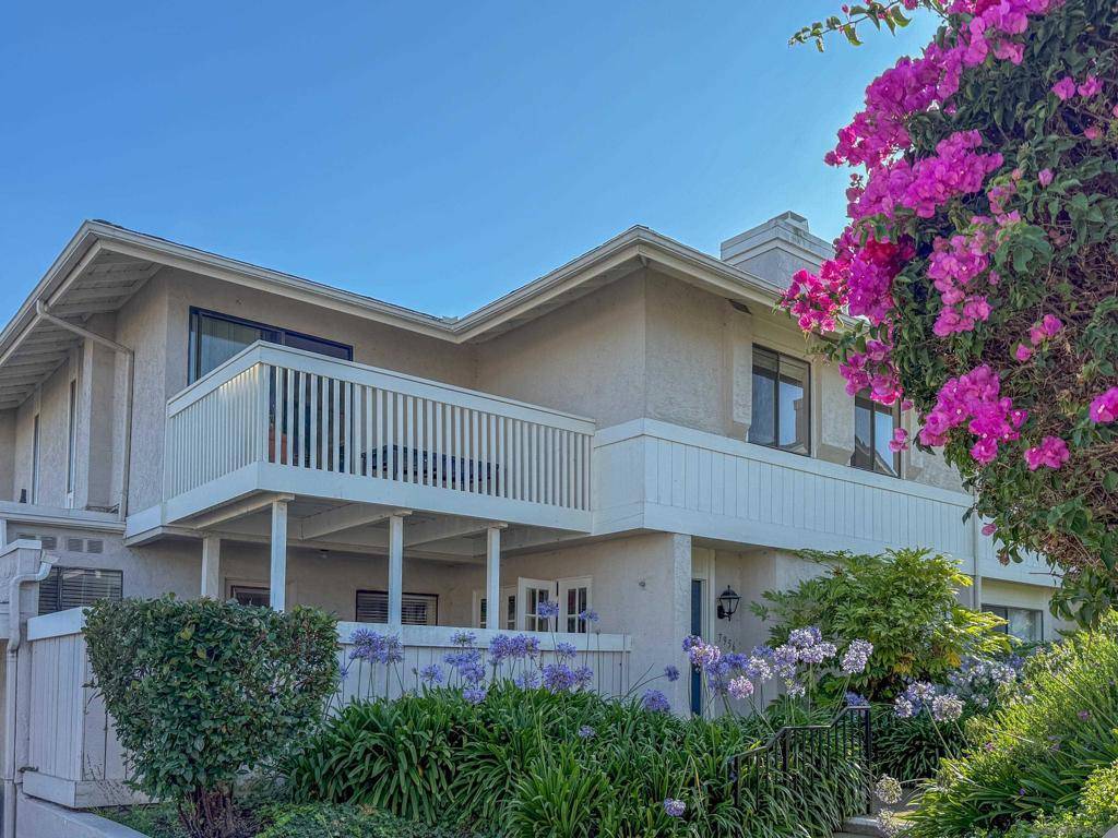 7956 Playmor Ter, San Diego, CA 92122