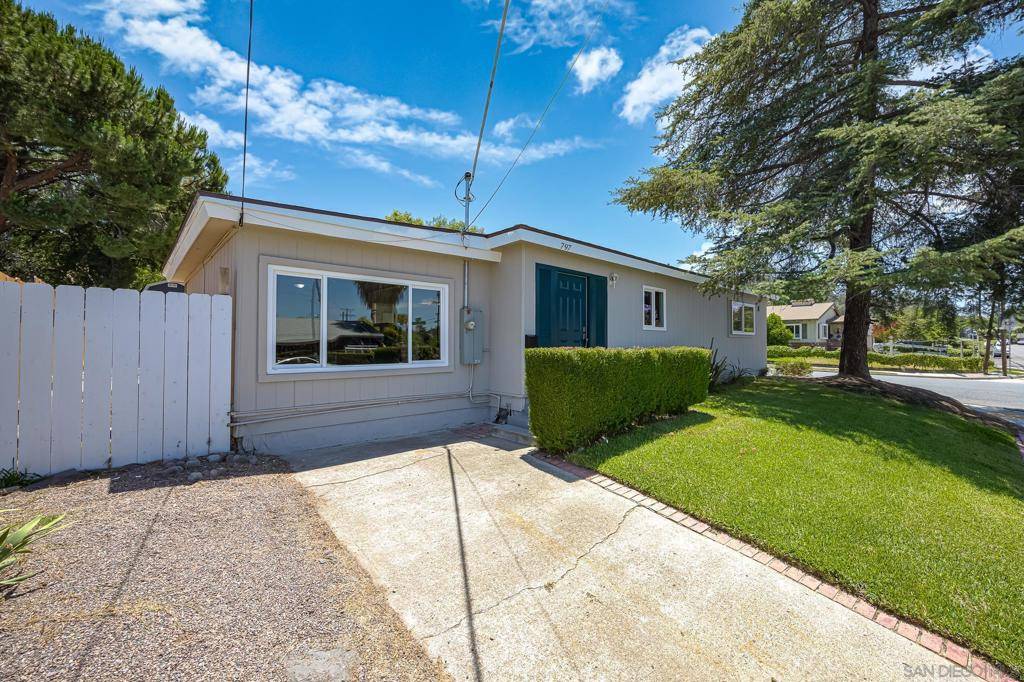 El Cajon, CA 92020,797 Laguna Ave