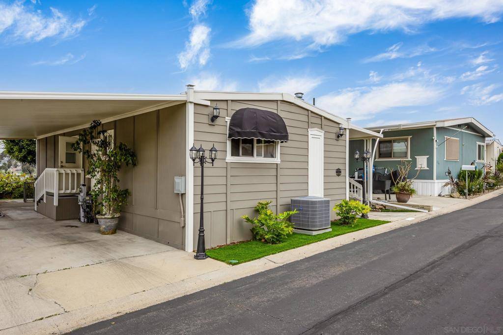 Spring Valley, CA 91977,1815 Sweetwater Rd #SPC 121