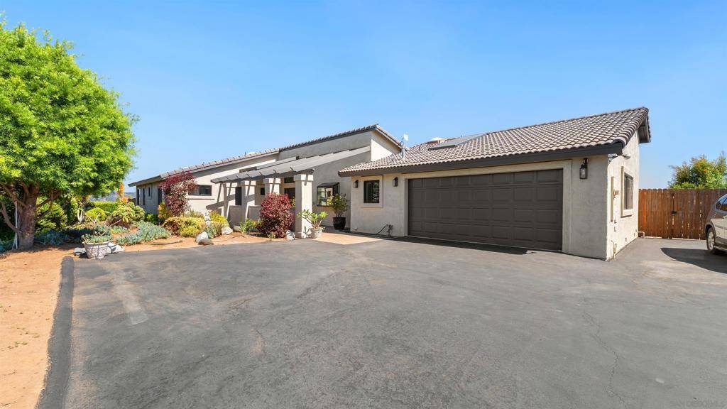 5880 Redondo Dr, Bonsall, CA 92003