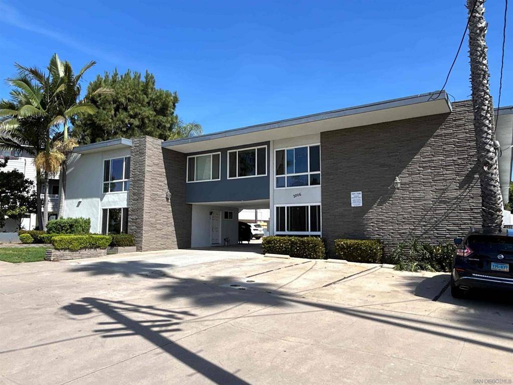 San Diego, CA 92109,2006 Diamond St. #3