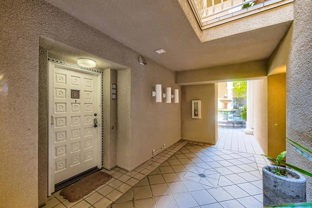 San Diego, CA 92122,4012 Nobel Dr #103