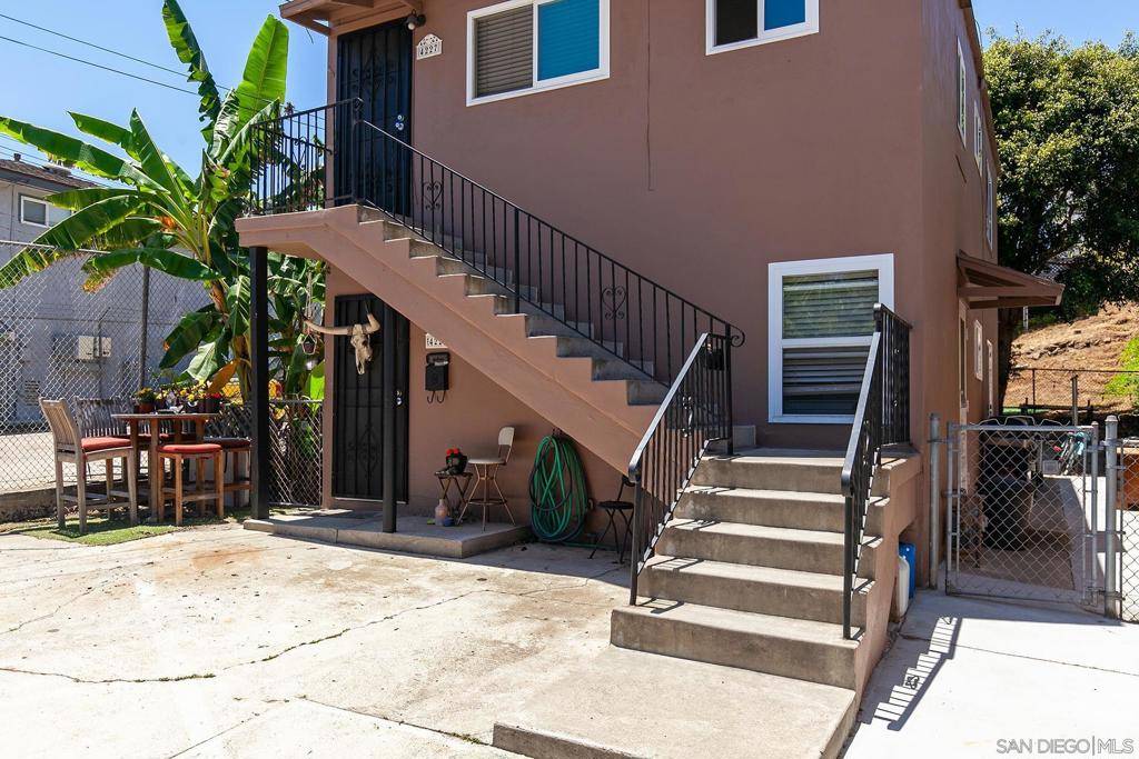 San Diego, CA 92107,4225 4227 Whittier St