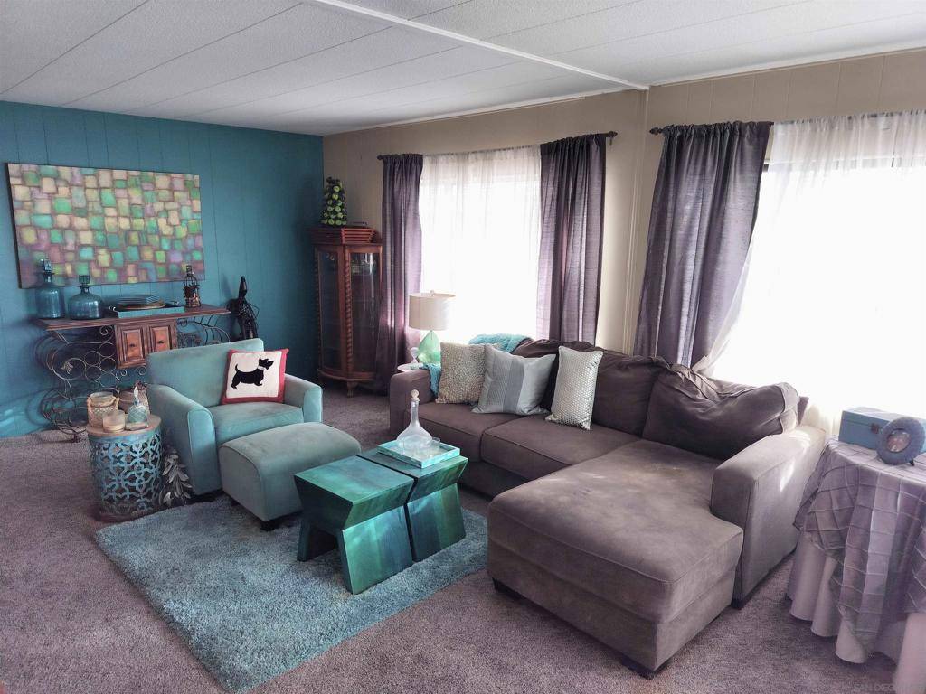 7102 San Bartolo St #11, Carlsbad, CA 92011