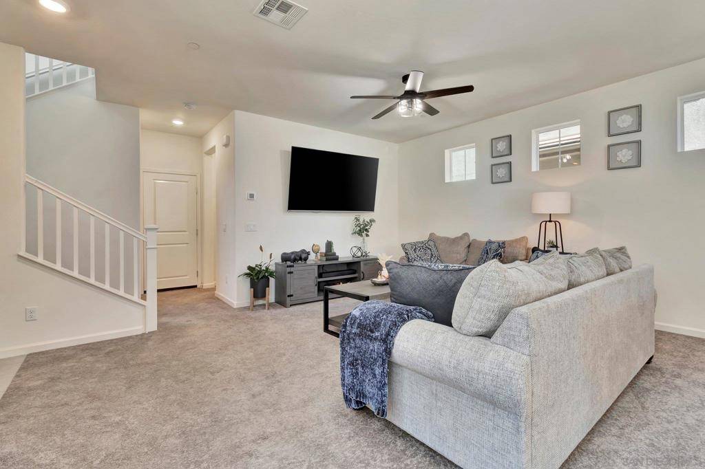 Valley Center, CA 92082,28012 Harvest Ct