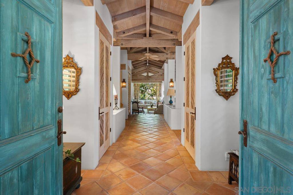 17240 Avenida De Acacias, Rancho Santa Fe, CA 92067