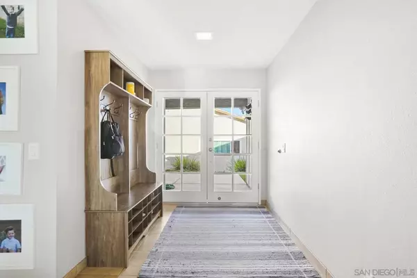 Lakeside, CA 92040,13708 Vecinio Del Este Pl
