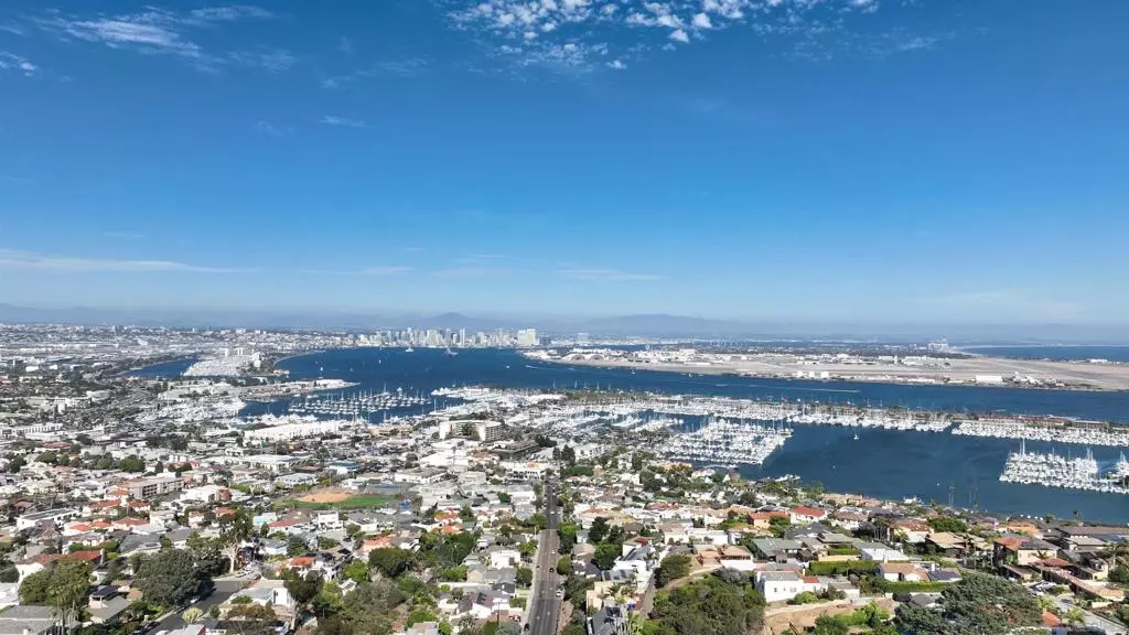 San Diego, CA 92106,3434 Talbot St