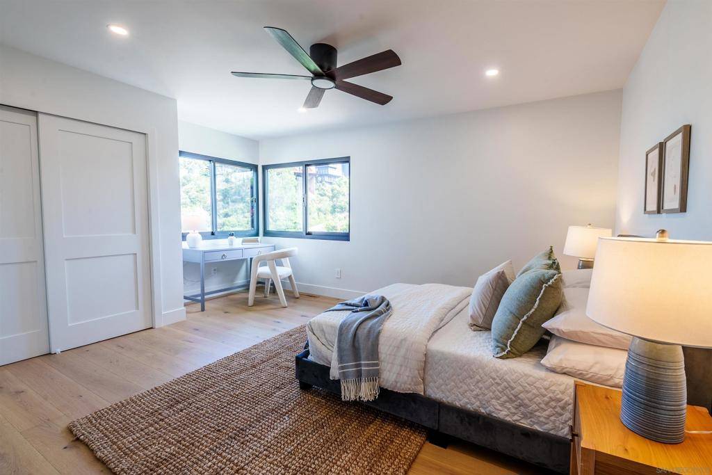 San Diego, CA 92106,3434 Talbot St
