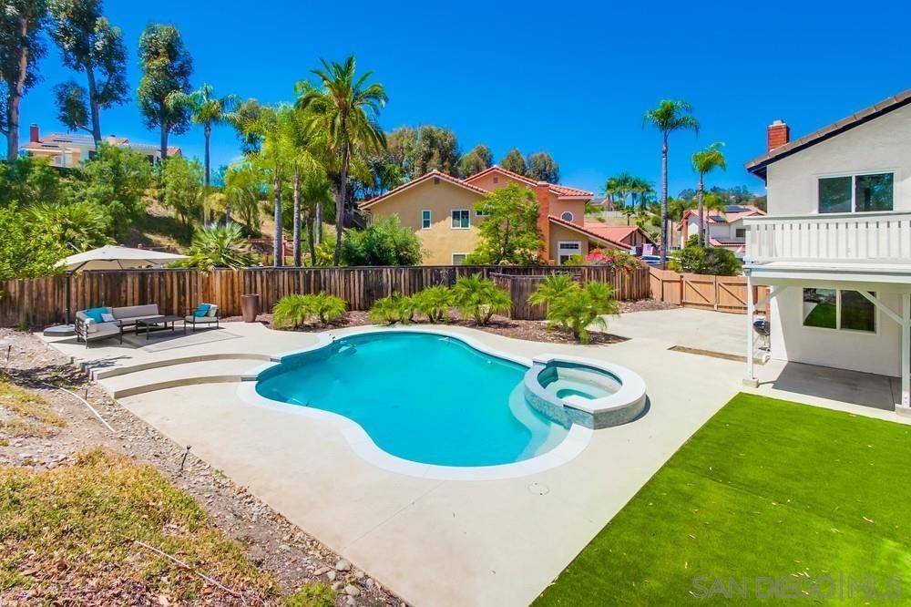 Poway, CA 92064,12709 Treeridge Ter