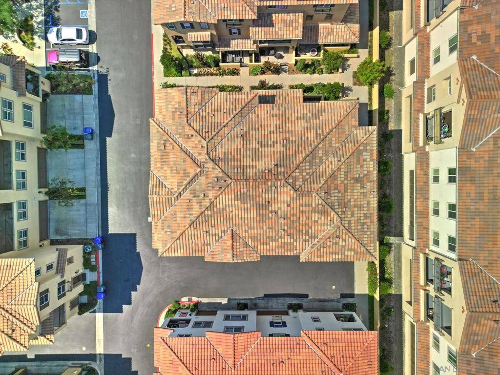 Los Alamitos, CA 90720,10572 Acorn Place
