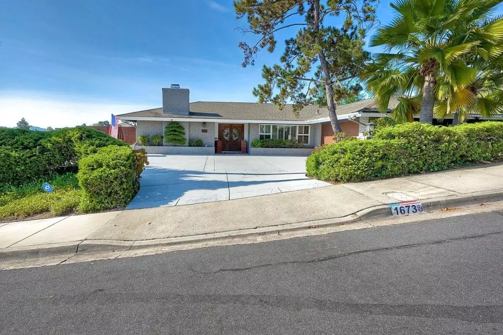El Cajon, CA 92020,1673 Hillsmont Dr