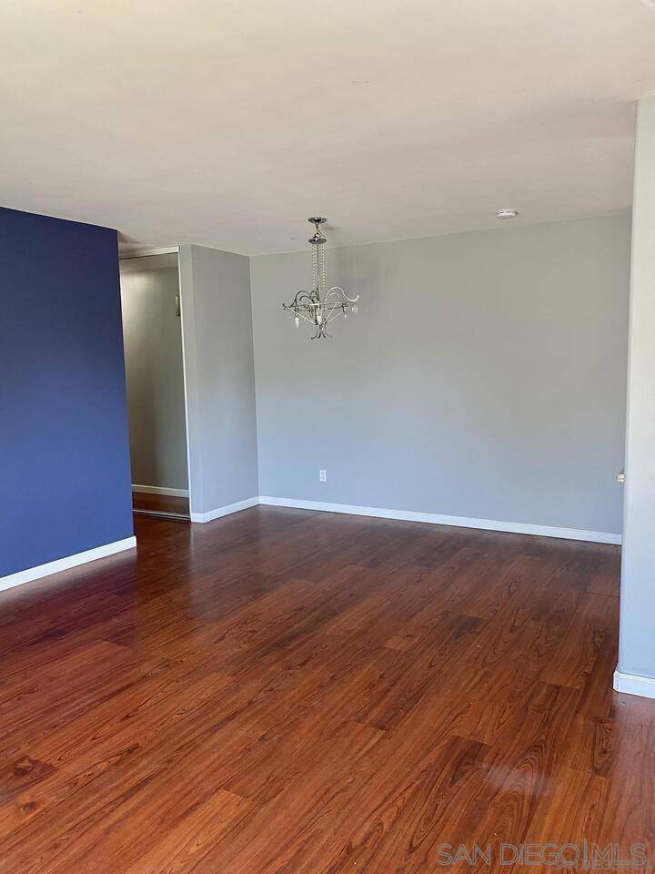San Diego, CA 92129,9804 Caminito Bolsa